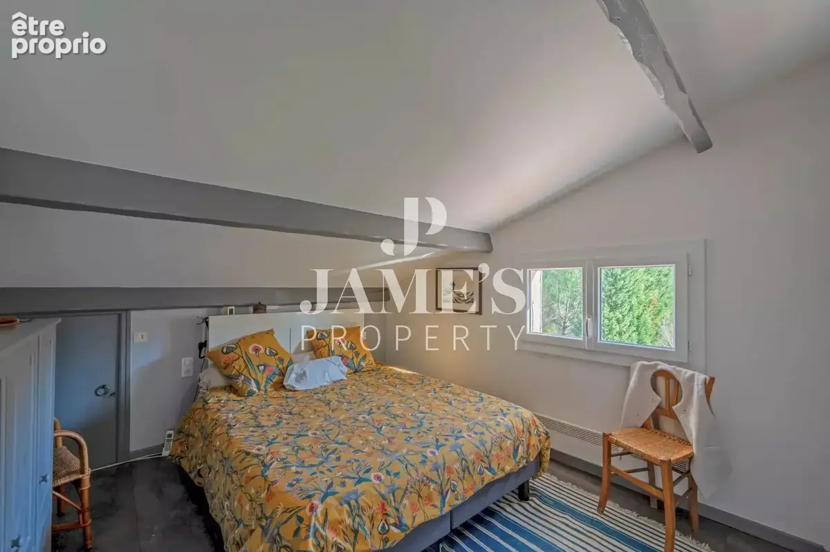 Maison 8 pièces 210 m² à vendre à Fontvieille (13990) - photo 9