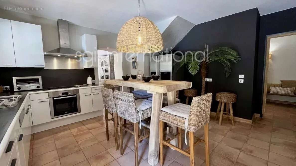 Maison à LA CROIX-VALMER