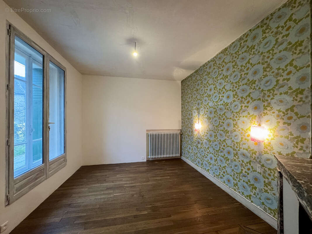 Maison à COULOMMIERS