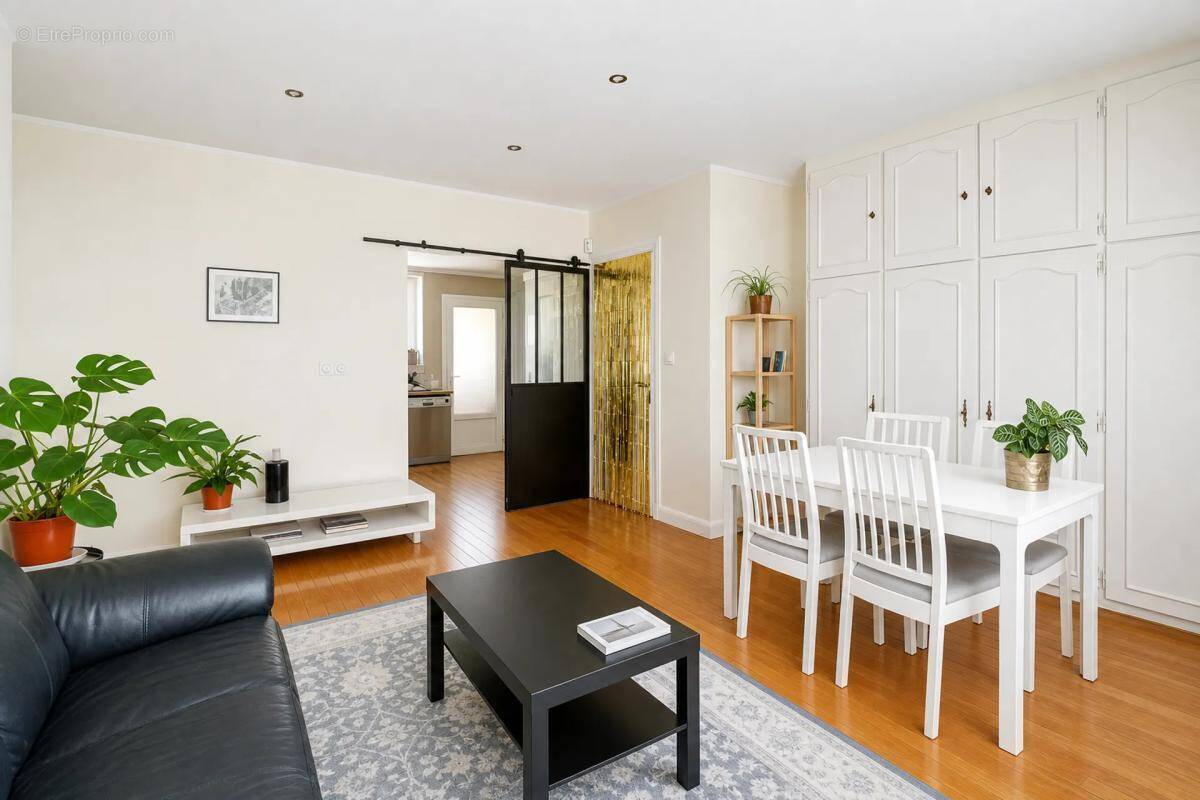 Appartement à LYON-5E
