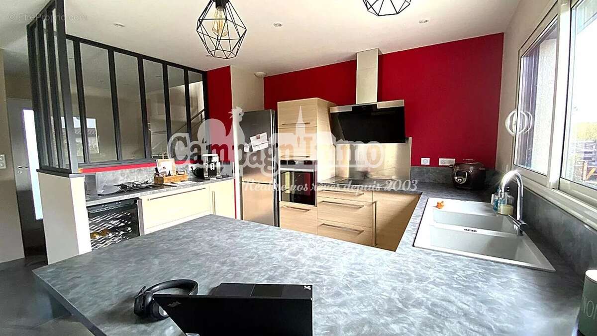 Maison à PONTCHARRA-SUR-TURDINE