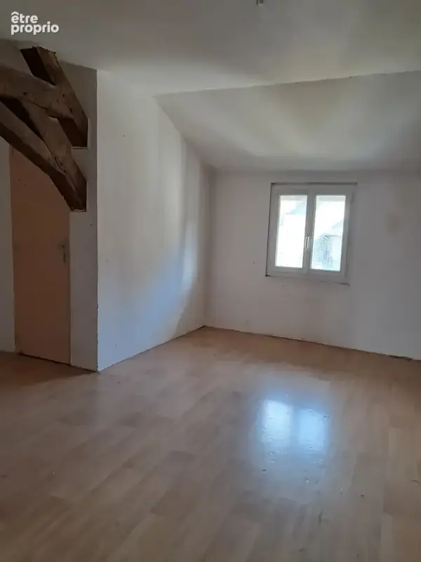 Maison de Bourg à Lubersac pleine de potentiel - photo 8