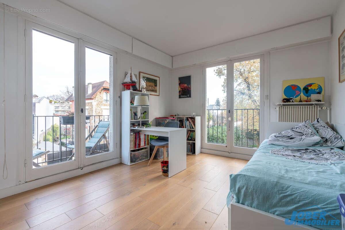 Appartement à NOGENT-SUR-MARNE