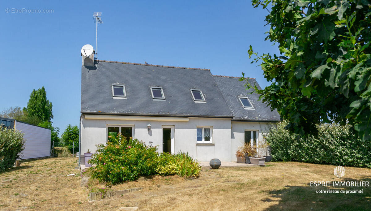 Maison à NEVEZ