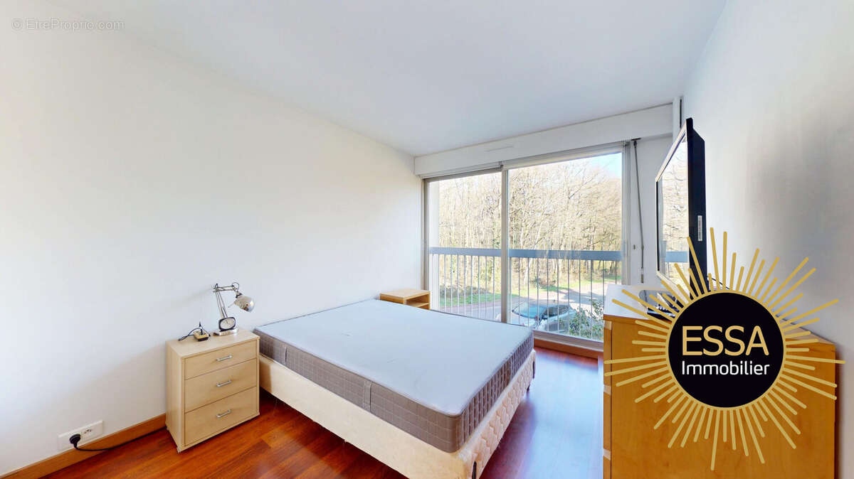 Appartement à VELIZY-VILLACOUBLAY