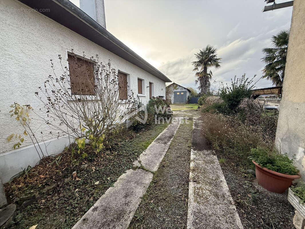 Maison à BENEJACQ