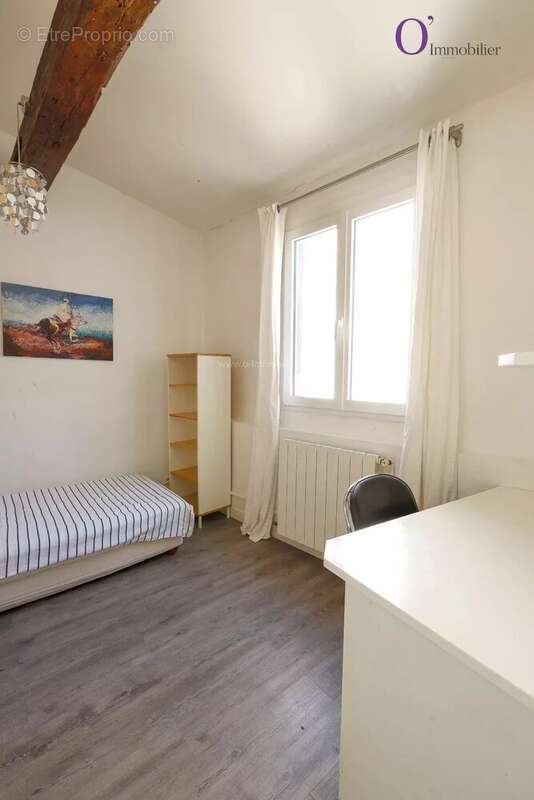 Appartement à PARIS-1E