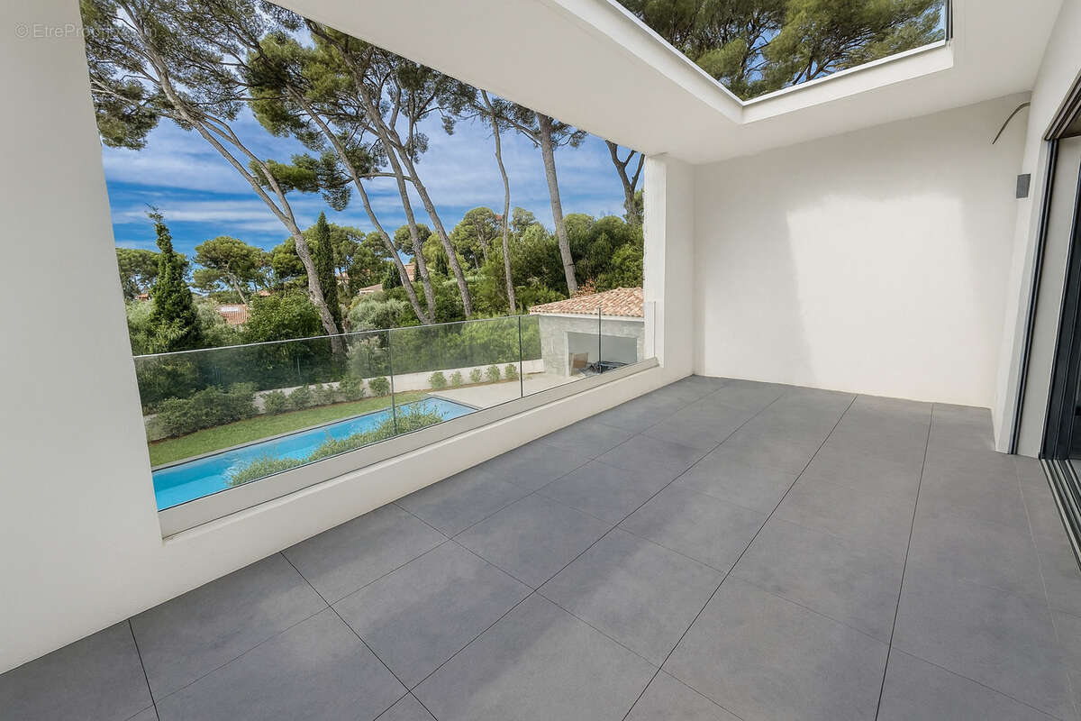 Appartement à SANARY-SUR-MER