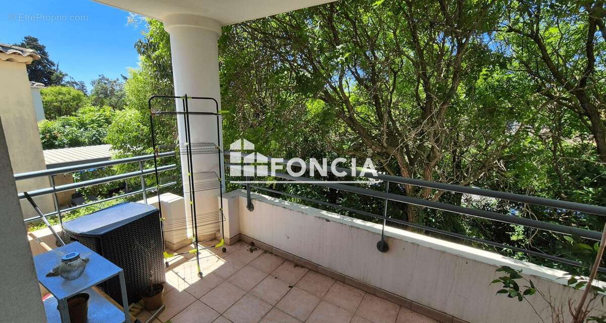 Appartement à MORIERES-LES-AVIGNON