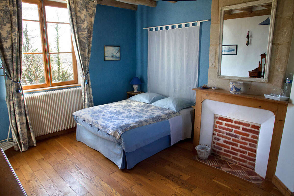 Maison à PONT-L'EVEQUE
