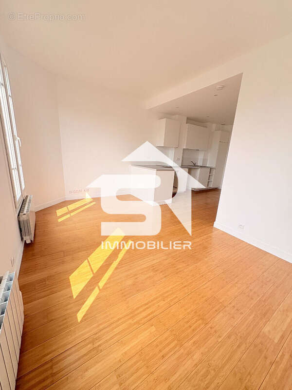 Appartement à FONTENAY-SOUS-BOIS