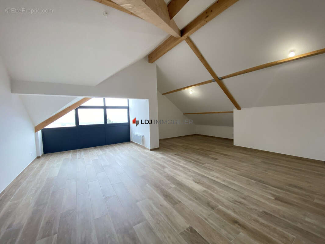 Appartement 97 m² à Les Angles  - photo 3