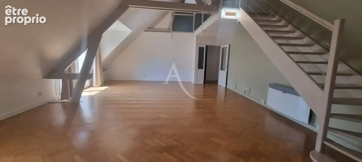 Appartement d'exception de 135 m²  Quartier Préfecture / Halles aux grains  Blois 6 pièce(s) 135 m2 - photo 3