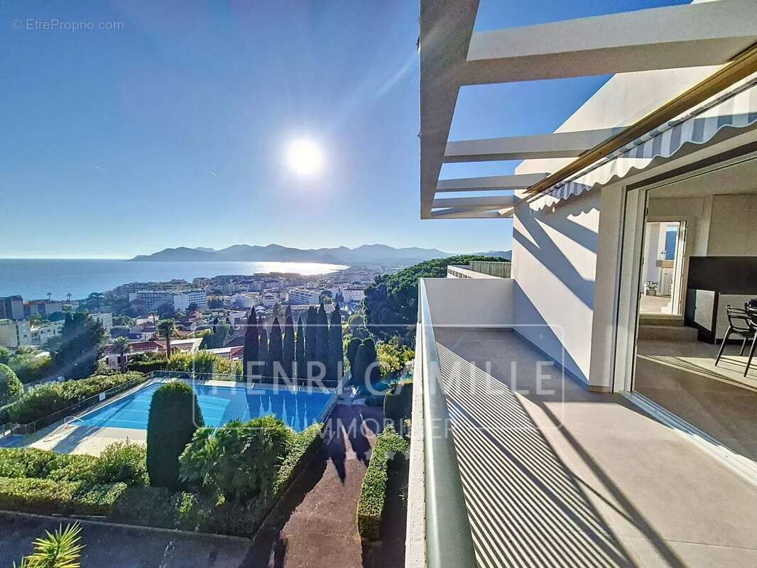Appartement à CANNES