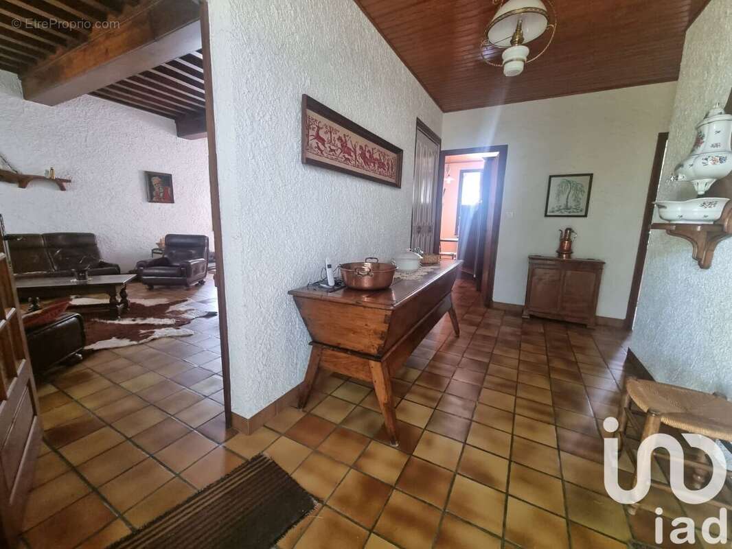 Photo 5 - Maison à GUEUGNON