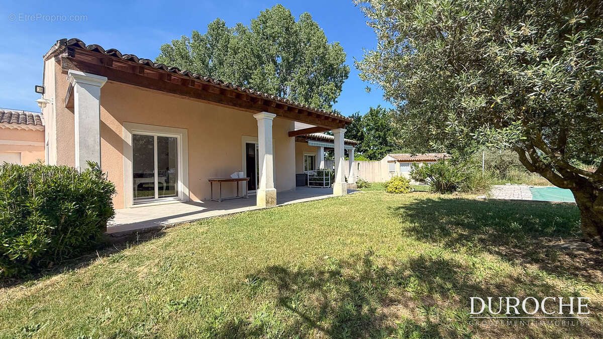 Maison à PIOLENC