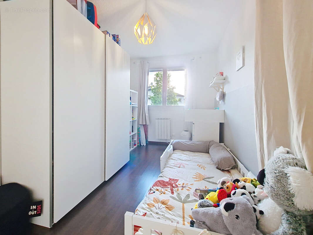 Appartement à GIERES