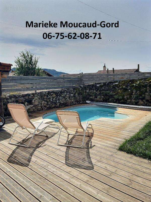 Maison à SOLIGNAC-SOUS-ROCHE