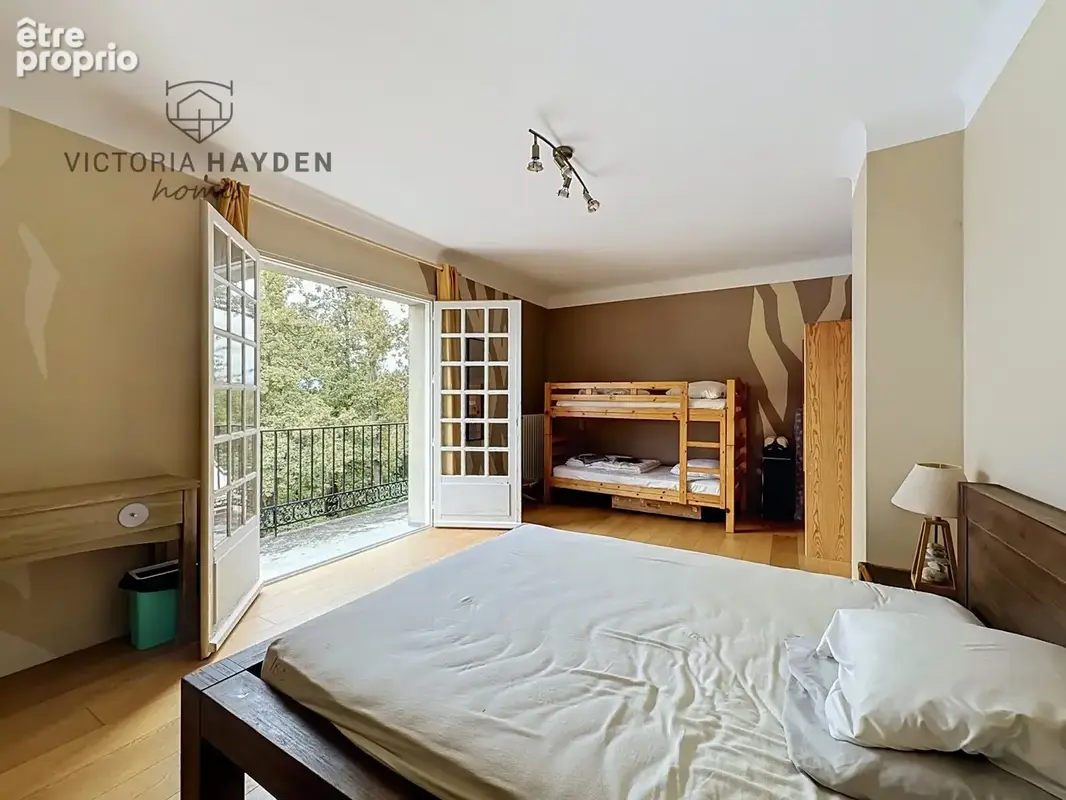 Maison 9 pièces 302 m² à vendre à Idron (64320) - photo 9