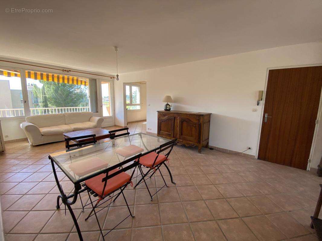 Appartement à NIMES