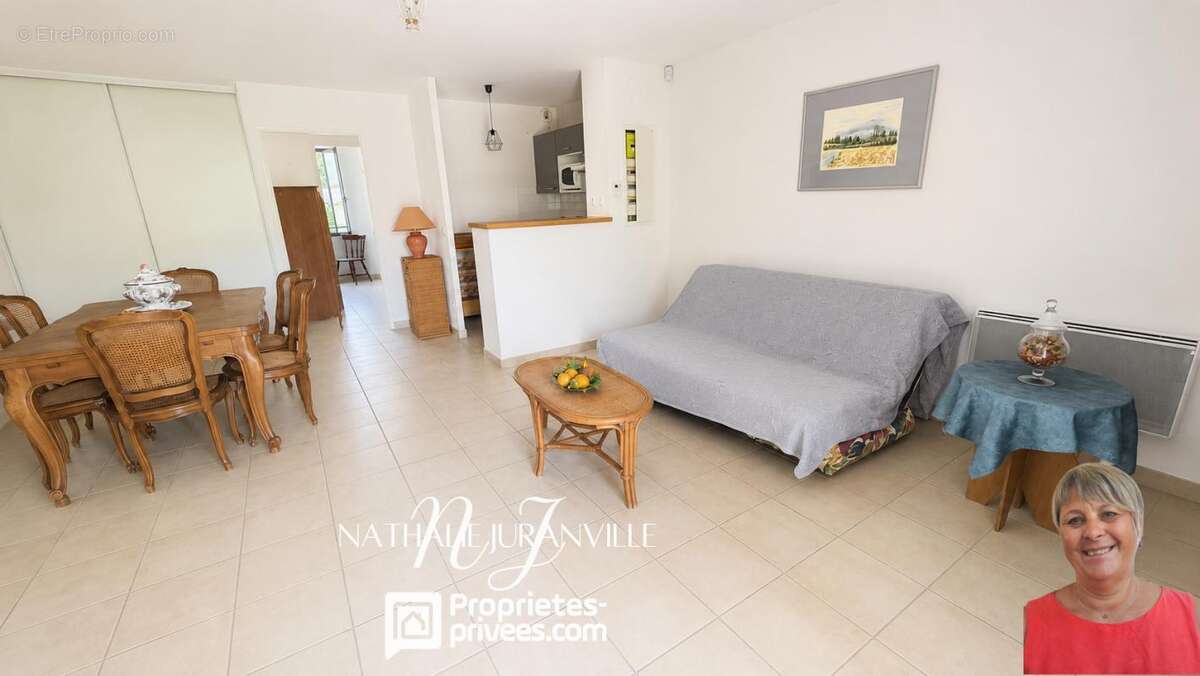 T2 de plus de 60 m² utiles avec grande loggia fermée et parking privé - photo 4