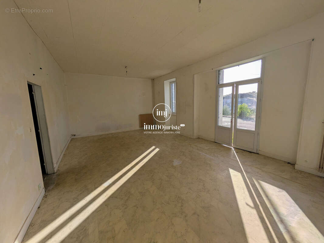 Maison 7 pièces 163 m² à vendre à Saillat-Sur-Vienne (87720) - photo 3