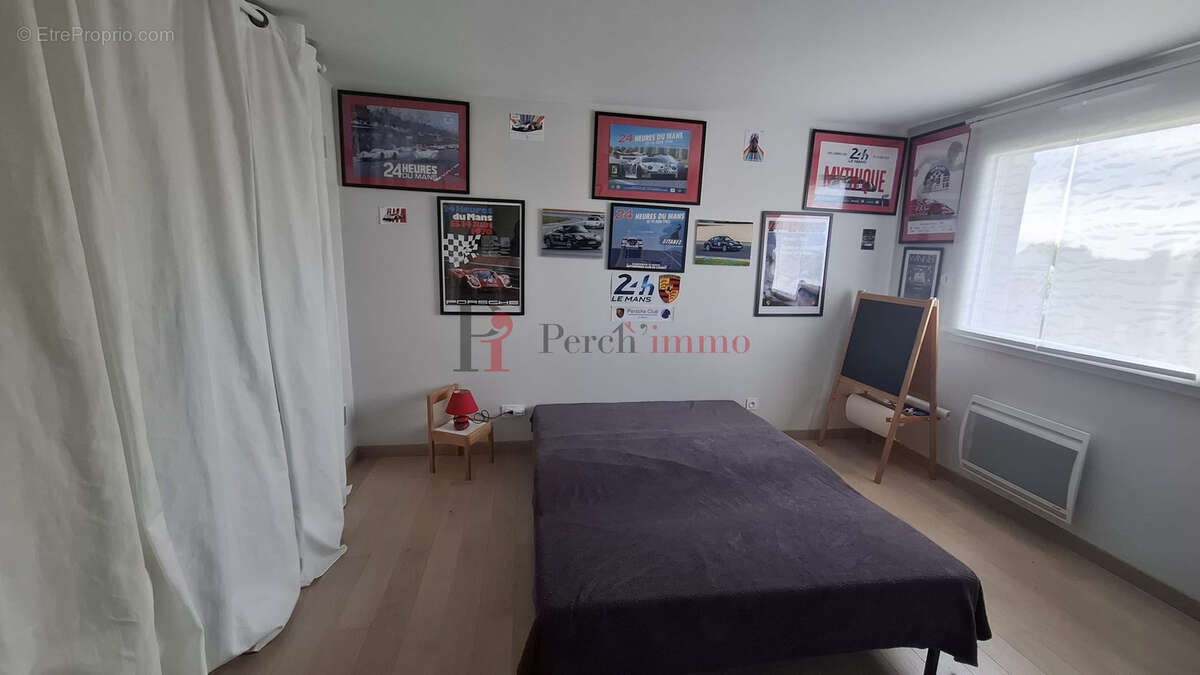 Maison à LE MELE-SUR-SARTHE