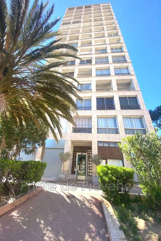 Appartement à MARSEILLE-2E