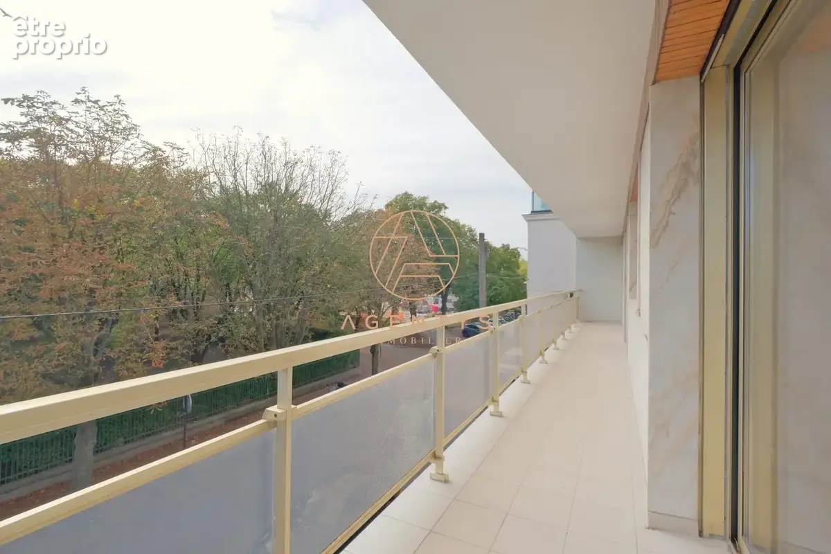 Appartement à SAINT-MAUR-DES-FOSSES