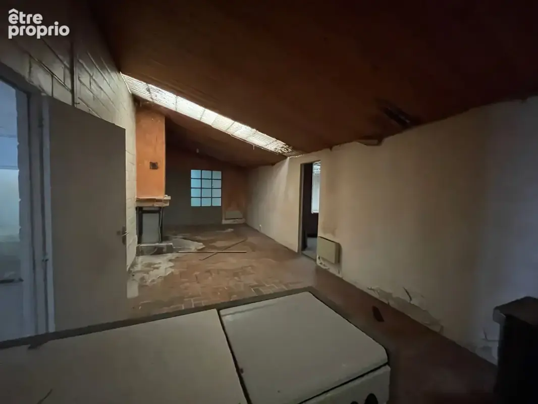 Atelier brut à réaménager - photo 3
