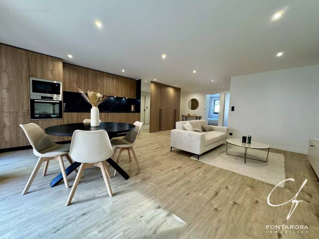 Appartement à SAINT-RAPHAEL