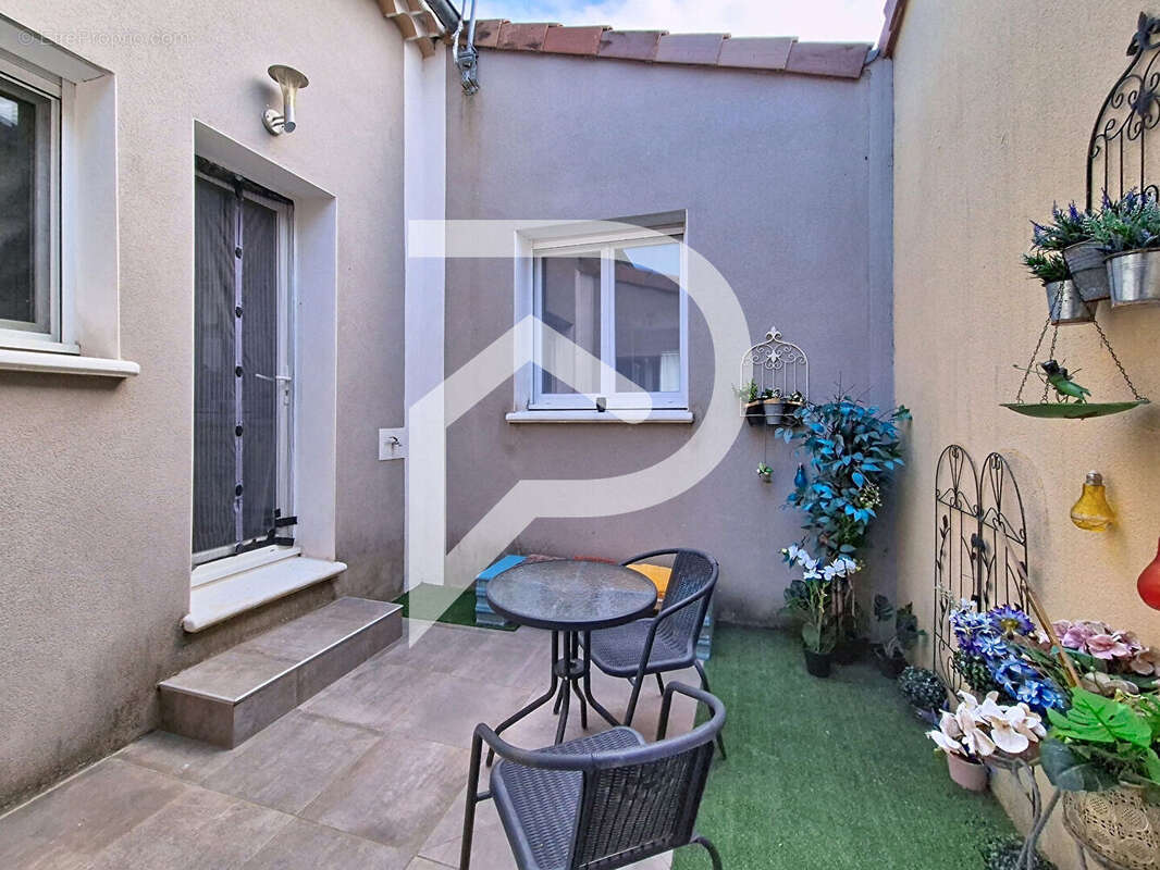 Maison à CHATEAUNEUF-DU-RHONE