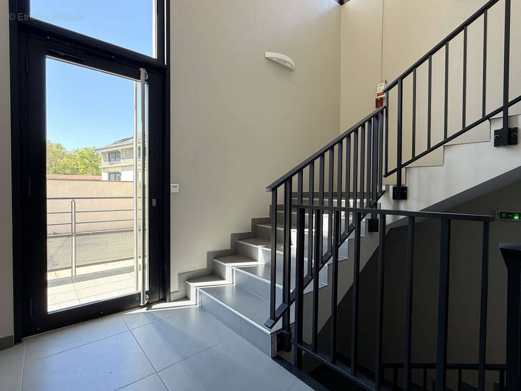 Appartement à CHATEL-SAINT-GERMAIN