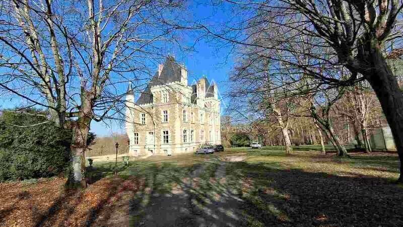 Maison à CHATEAU-GONTIER