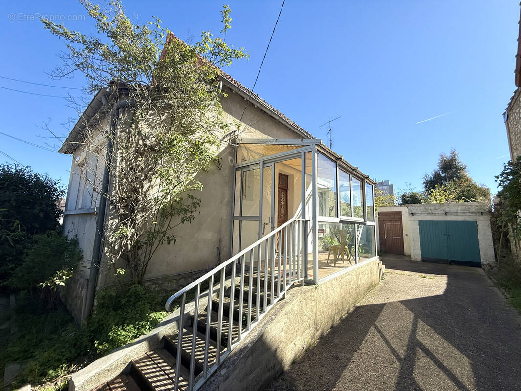Maison à LUCE
