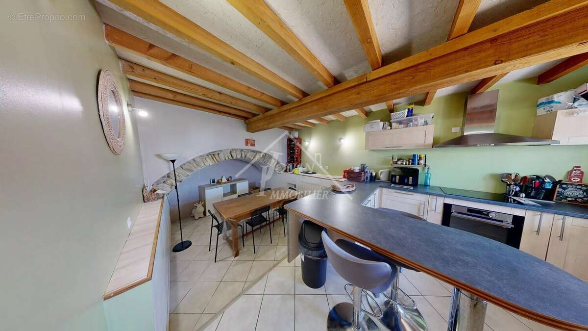Exclusivite maison trois chambres et cour - photo 6