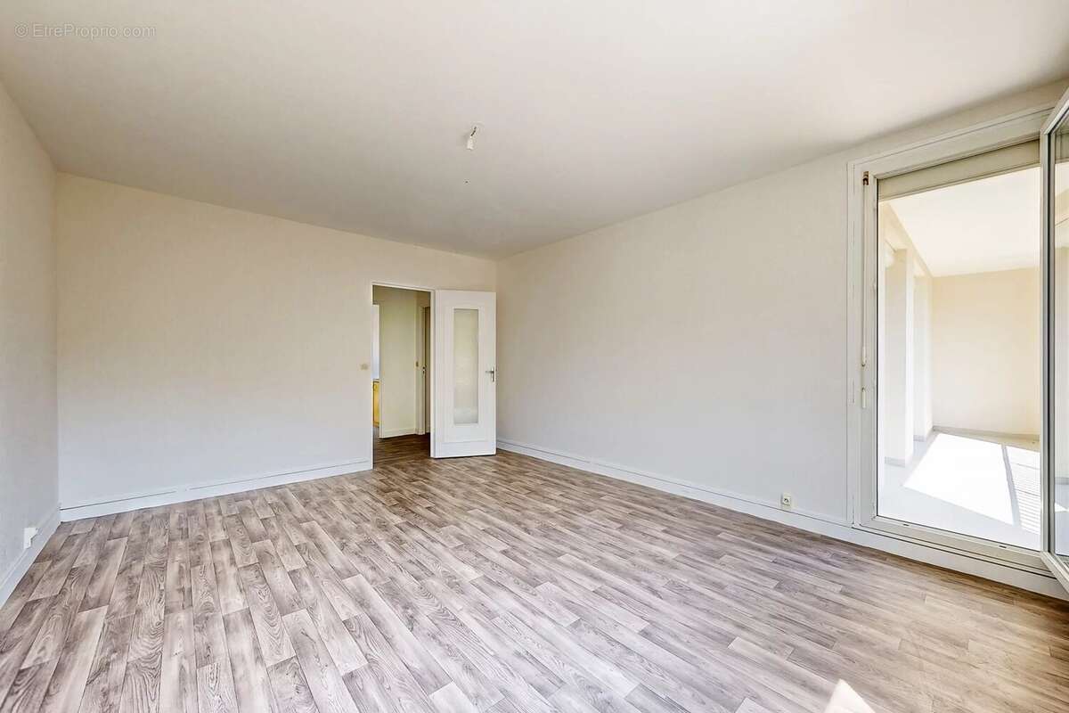 Appartement à BRETIGNY-SUR-ORGE
