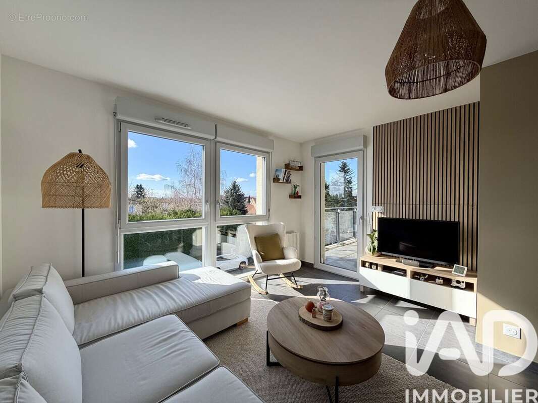 Photo 2 - Appartement à AMBERIEUX-EN-DOMBES