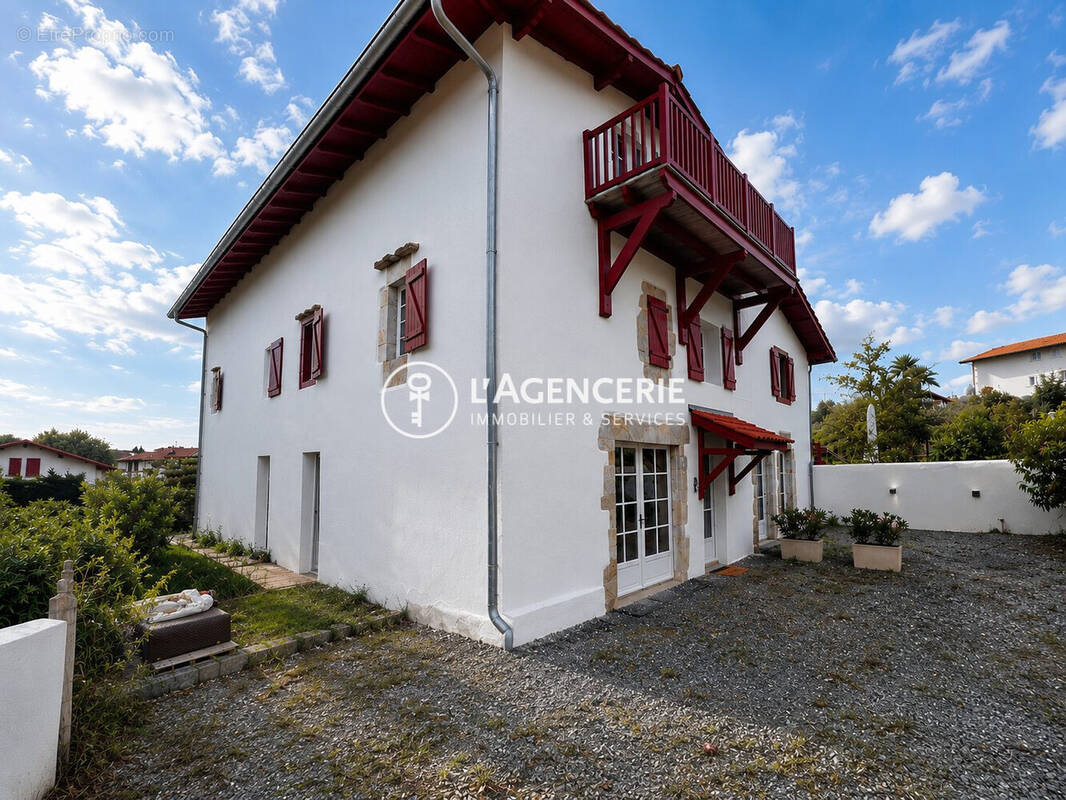 Appartement à AHETZE