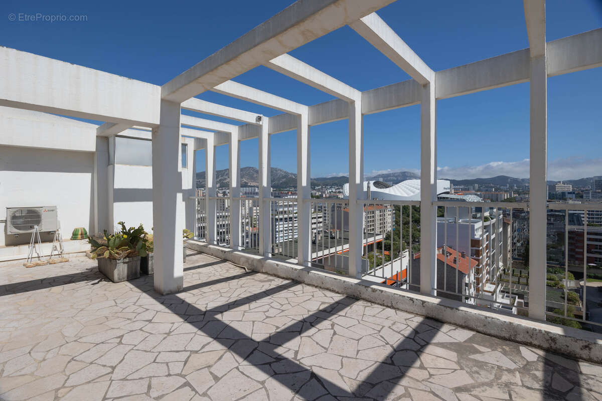 Appartement à MARSEILLE-8E