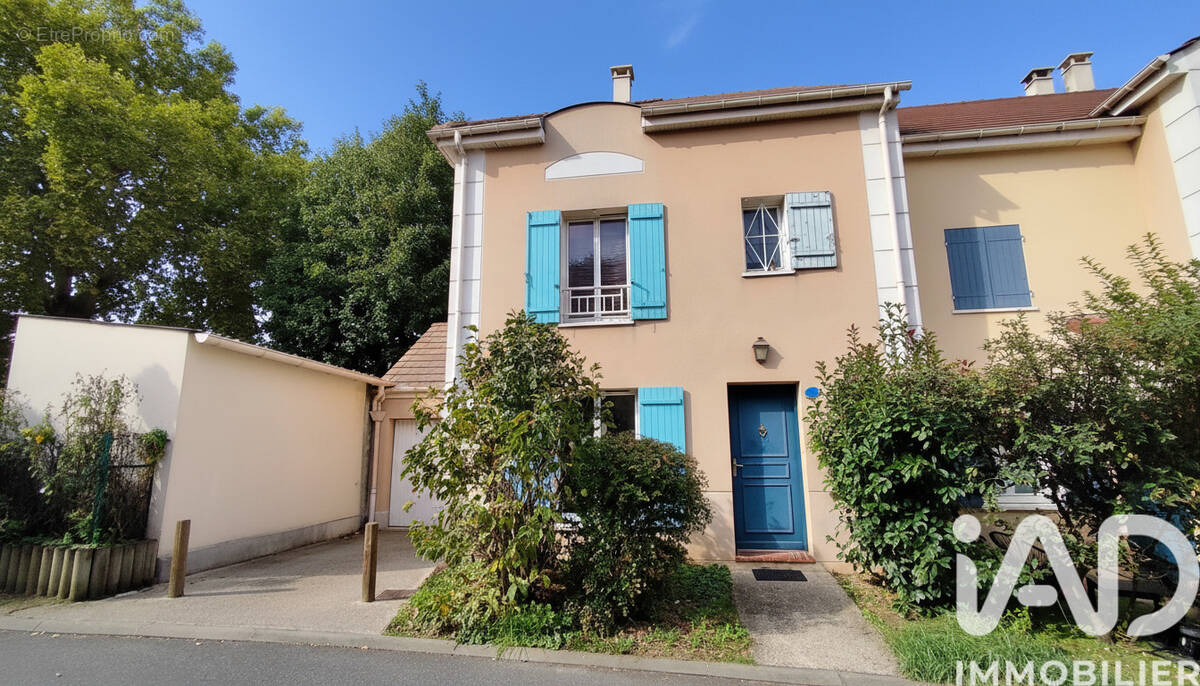 Photo 1 - Maison à SARCELLES