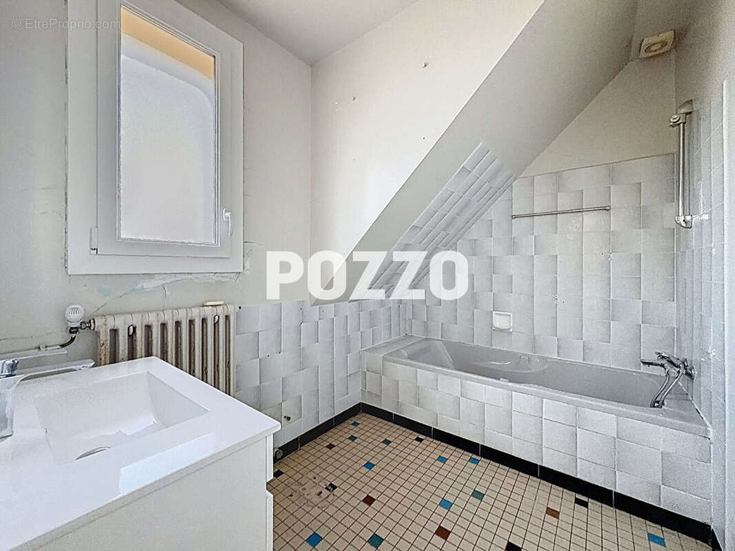 Maison à BREVILLE-SUR-MER