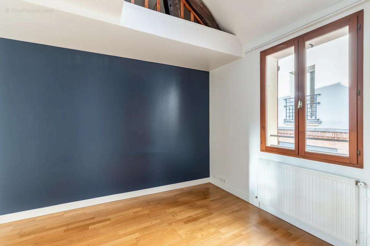 Appartement à PARIS-19E