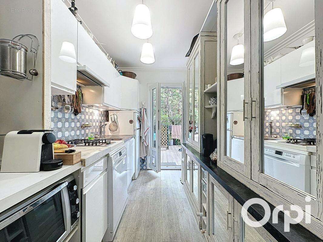 Appartement à VILLENEUVE-LOUBET