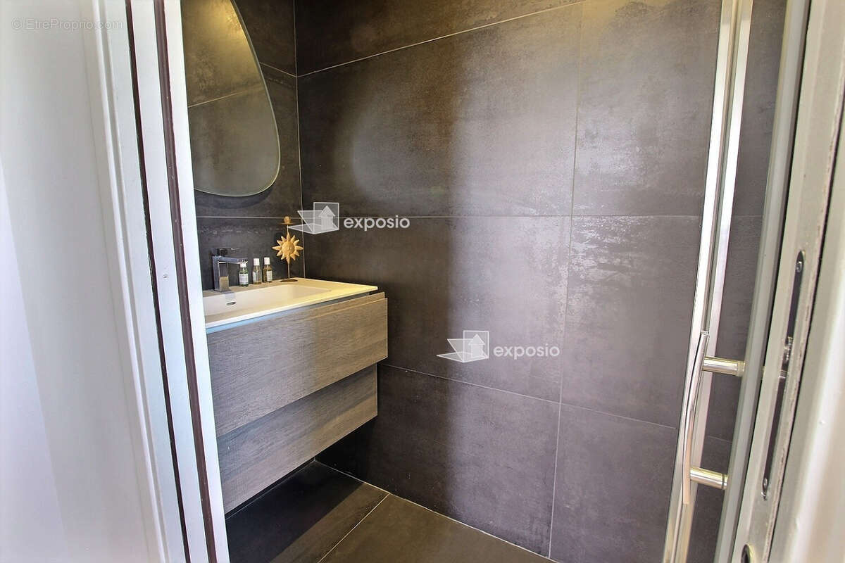 Superbe villa 5 pièces avec vue imprenable sur le golf  10mn du centre  Aix-en-Provence - piscine - photo 27