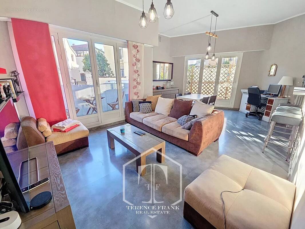 Appartement à NICE