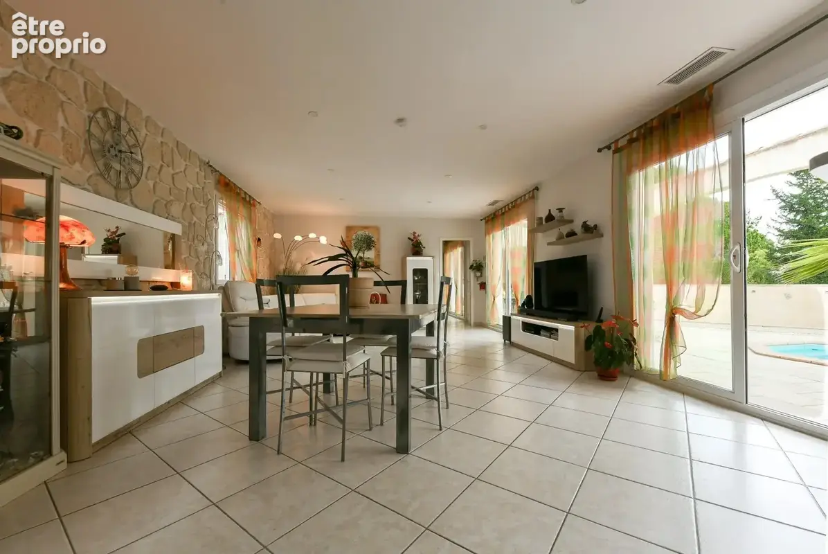 Villa de plain-pied proche d'Uzès - photo 8