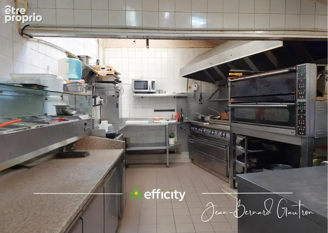 Commerce 283 m² à vendre à Guingamp (22200) - photo 4