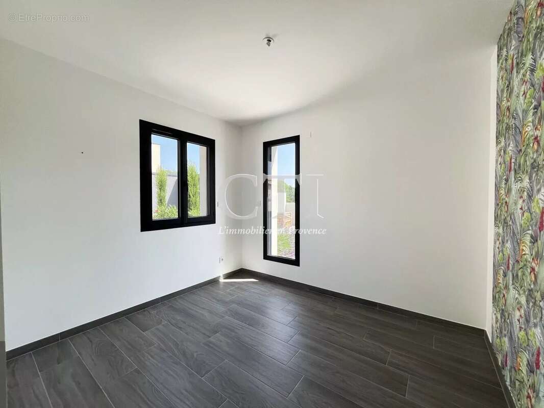 Maison à VAISON-LA-ROMAINE