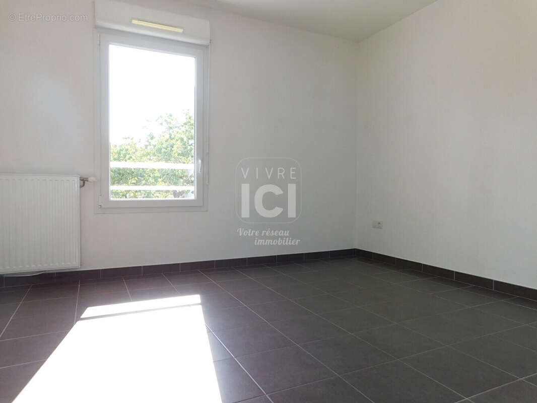 Maison Murs Erigne 86 m² - photo 13